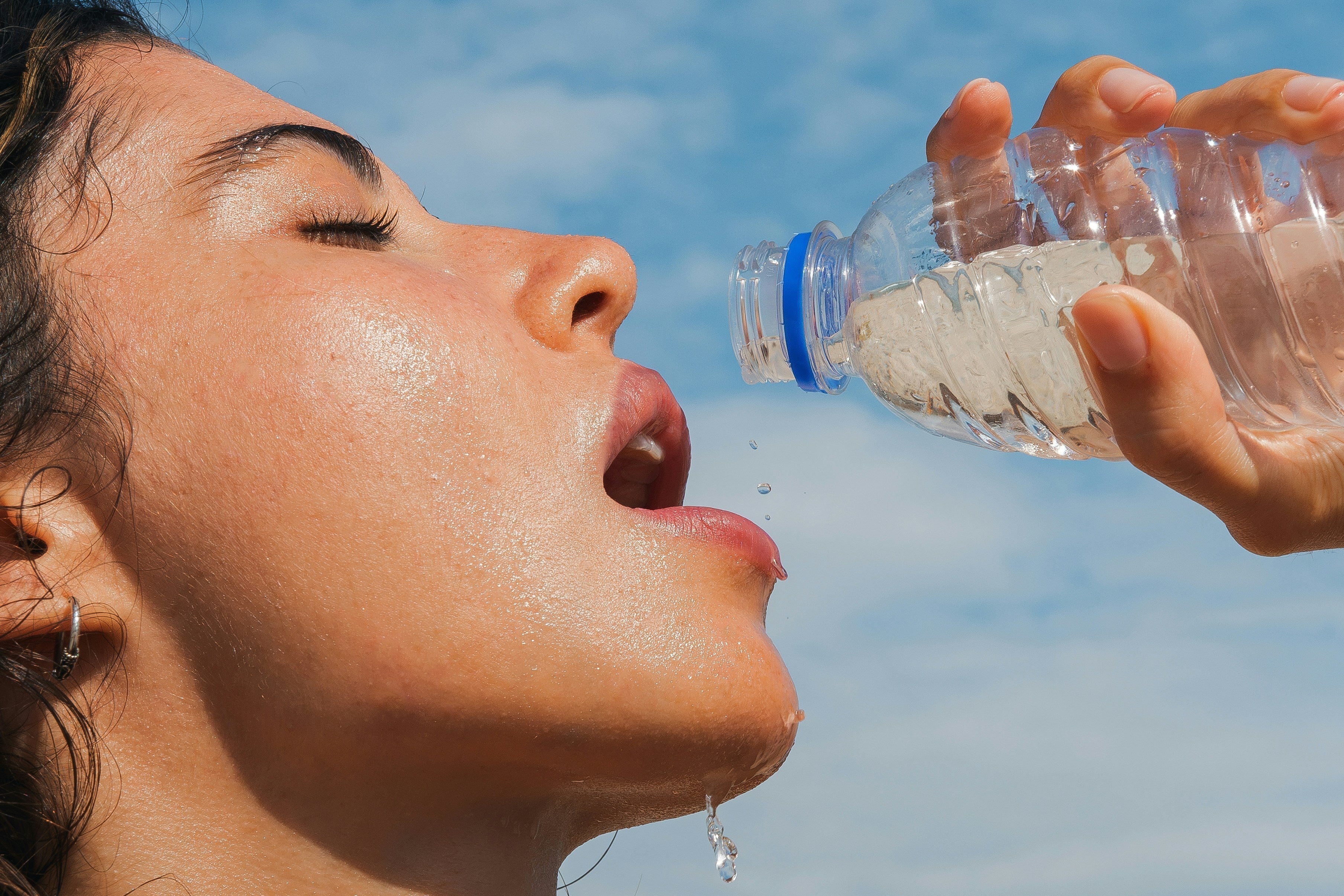 The Best Skincare for Dry Skin — What to Look For When Hydration Keeps Failing - The Skin beneath