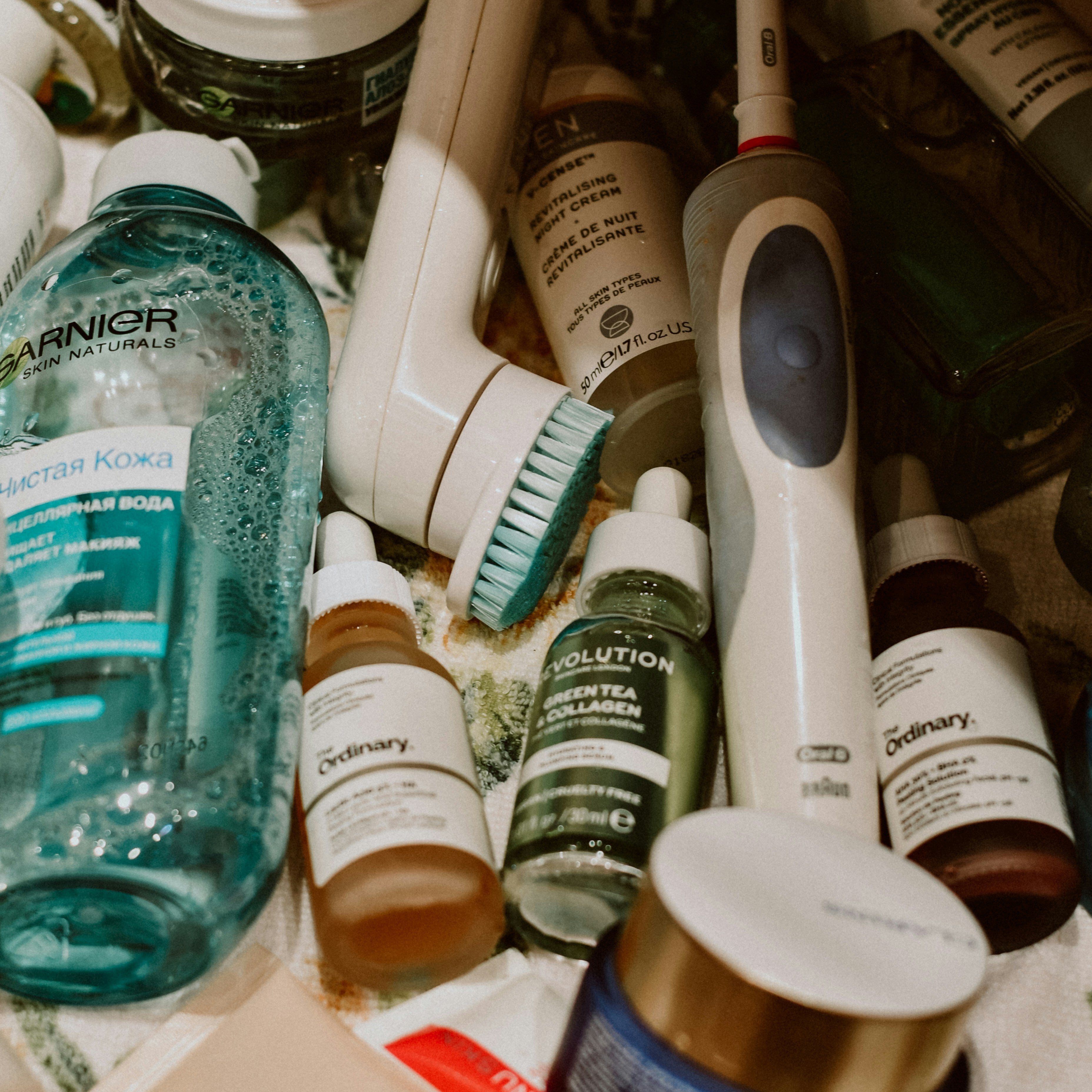 Why Moisturiser Is Not Fixing Your Dry Skin - The Skinbeneath